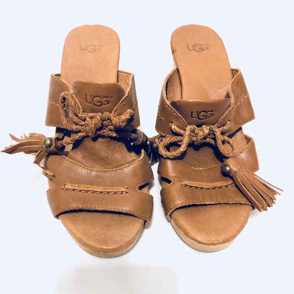 UGG Shaelyn SIZE 5 Leather Peep-toe Tassel Cloggs - Picture 2 of 7